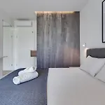 Luxury Spa Villa W Heated Pool, Jacuzzi & Sauna Βίλα *