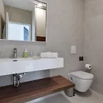Βίλα Luxury Spa Villa W Heated Pool, Jacuzzi & Sauna *